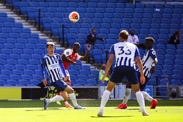 长春亚泰主场与石家庄功夫战平，康拉德等人各有进球
